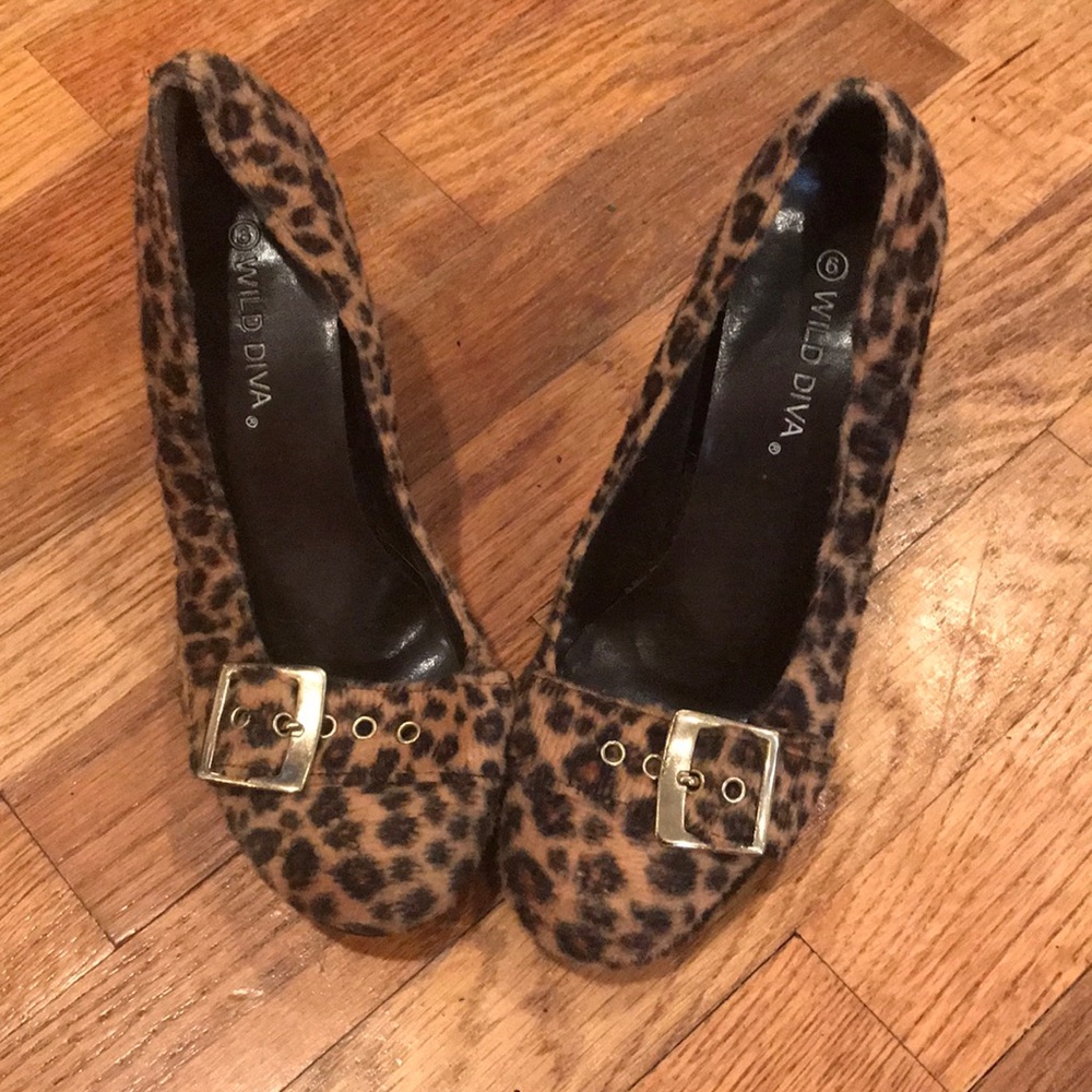 Cheetah Print High Heeled Pumps